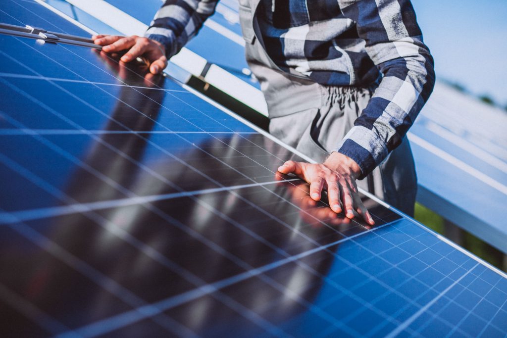 Mercado da construção e o da energia solar